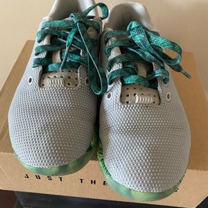 NOBULL CROSSTRAINERS